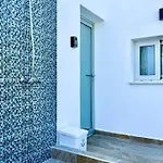 2br - Prime Location Apartment *