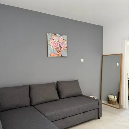 Appartement 2br - Prime Location Ayía Nápa