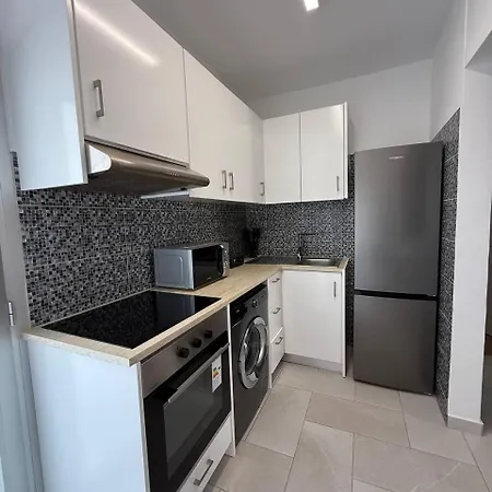 2br - Prime Location * Ayía Nápa