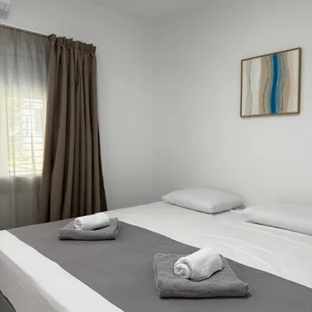 2br - Prime Location Appartement *